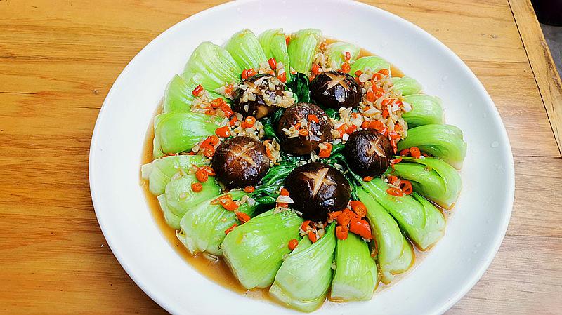 【聚焦十九大】党委书记张志坤为预备党员上党课【b体育】(图2) 必一