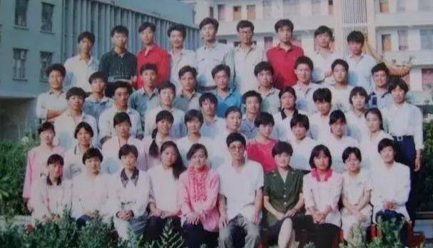 “必一”
山东省中师生 你初中结业考上中师那年 当地有几所中师学校？(图2)