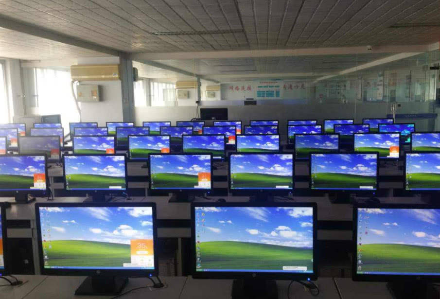 b体育|
这四个专业的学生 考公务员有先天优势 你是其中一个吗？(图1)